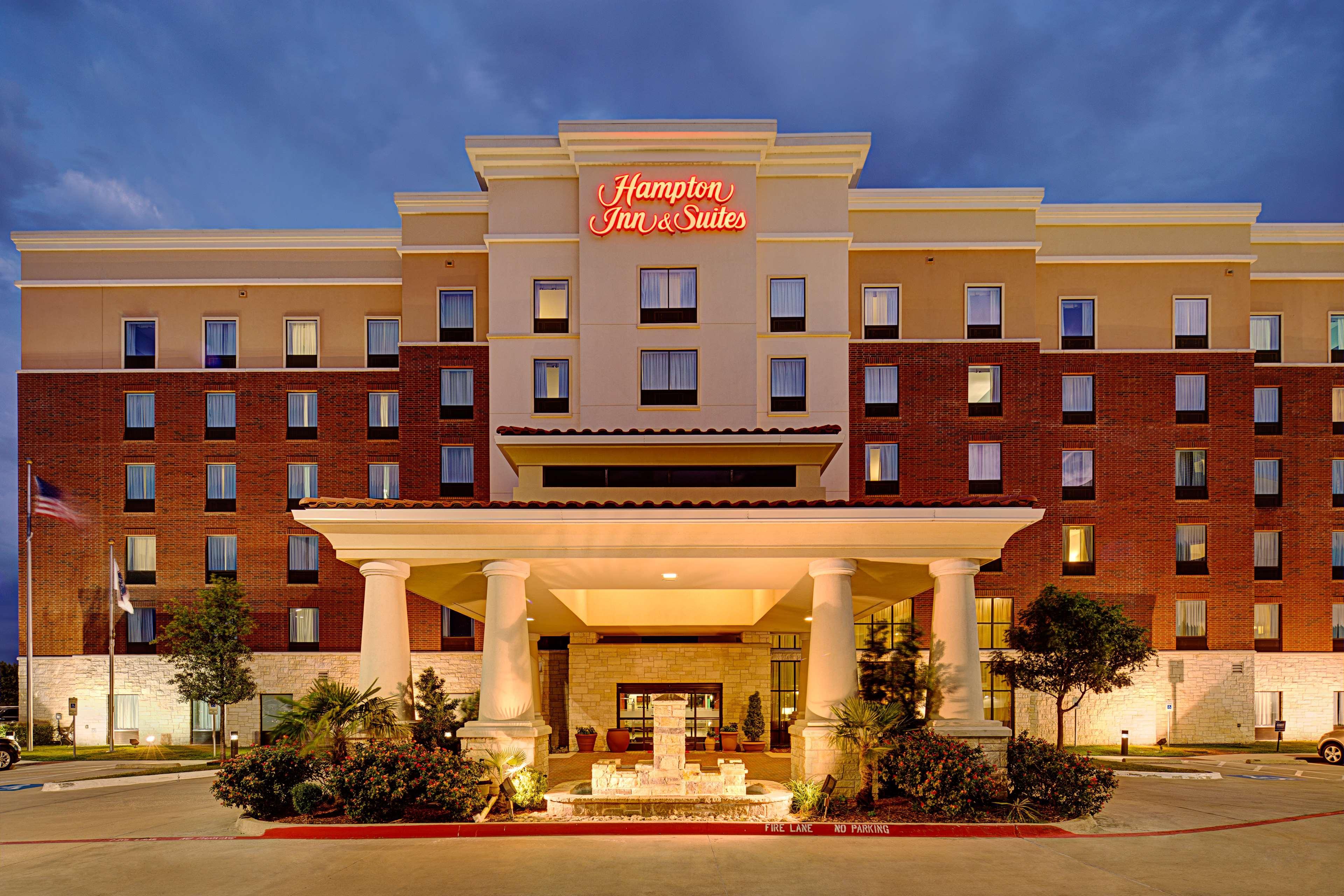 Hampton Inn And Suites Dallas/Lewisville-Vista Ridge Mall Εξωτερικό φωτογραφία