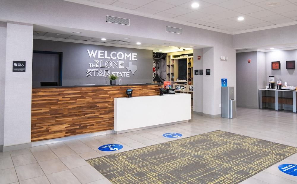 Hampton Inn And Suites Dallas/Lewisville-Vista Ridge Mall Εξωτερικό φωτογραφία